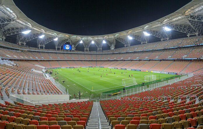 Partido de fútbol feminino: gaña Arabia Saudita