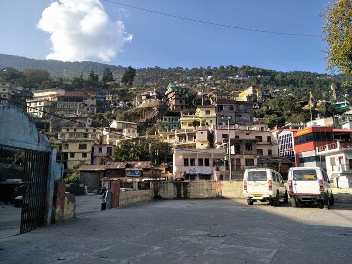 Building Damage and Land Subsidence in Joshimath, Uttarakhand