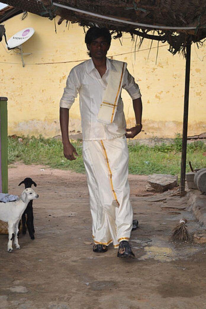 เพลง Yentamma ของ Salman Khan สร้างความฮือฮาในภาคใต้เมื่อ Veshti ถูกขนานนามว่าเป็น Lungi